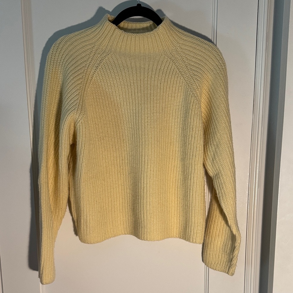 Zara Butter Yellow Ribbed Turtleneck Mockneck Sweater